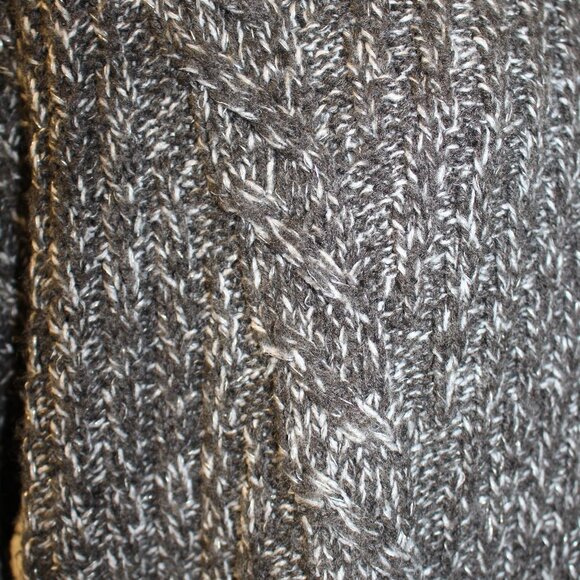 Isabel Maternity Women’s Grey Cable Knit Long Sleeve Sweater Size Medium - Picture 9 of 14